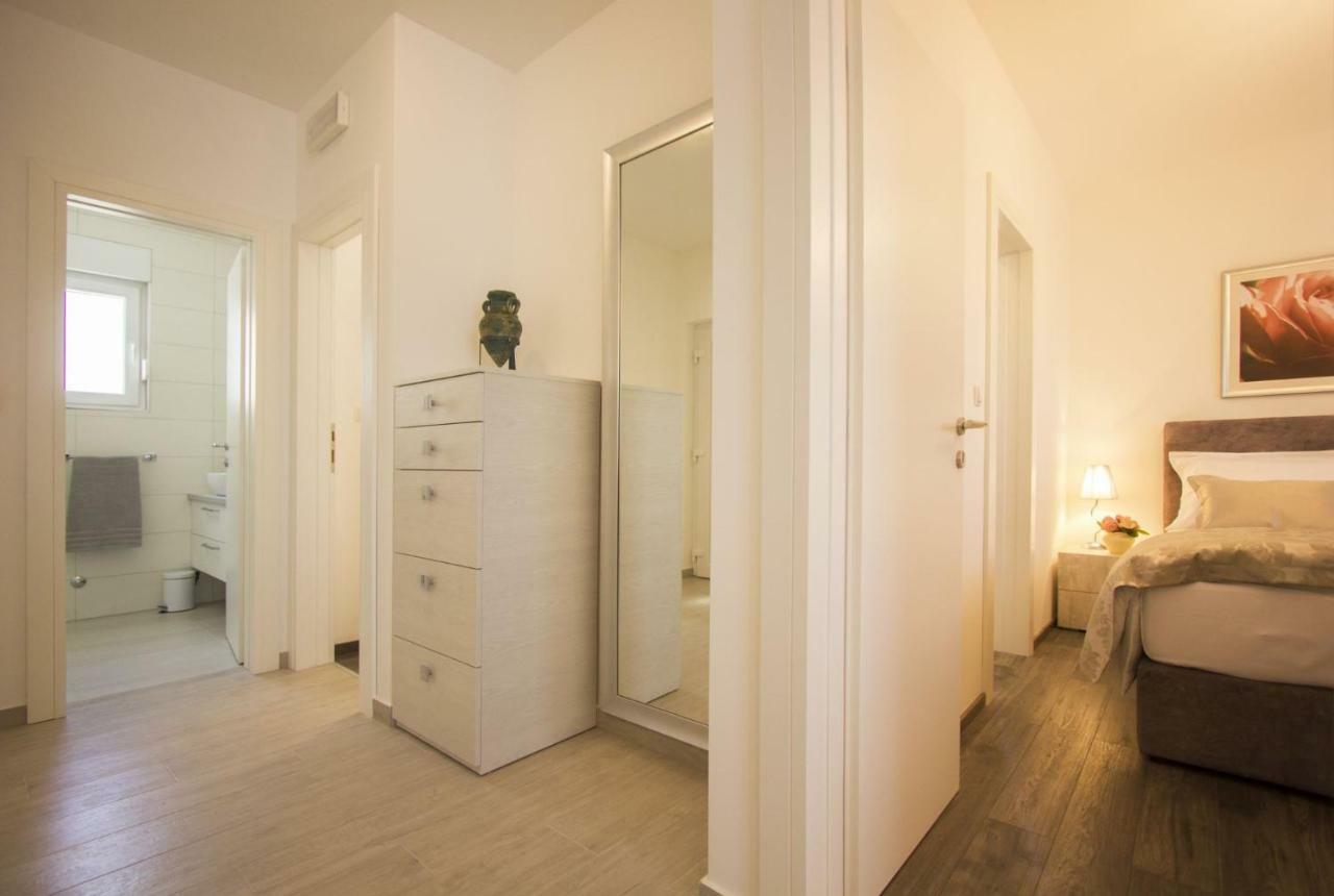 Paradise Lux Lägenhet Trogir Exteriör bild