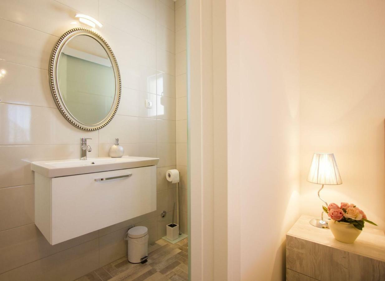 Paradise Lux Lägenhet Trogir Exteriör bild